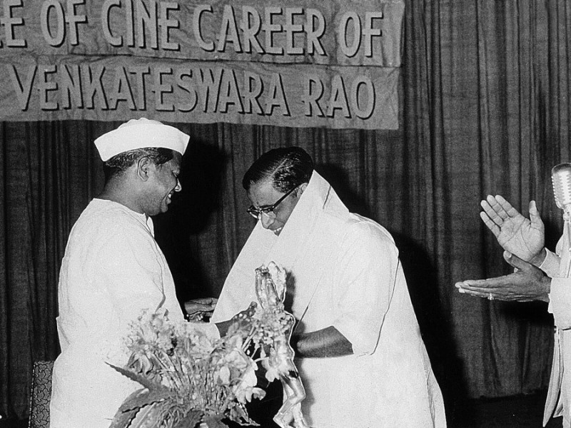 With Politicians - Felicitation At Calcutta, D.Sanjeevaiah And GH.